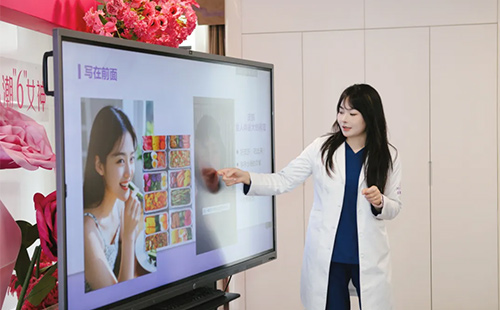  致敬城市追光者，常州美莱女神节暖心行动！